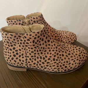 Leopard booties, like new